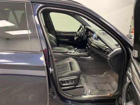 Used 2018 BMW X5 M w/ Executive Package image 23