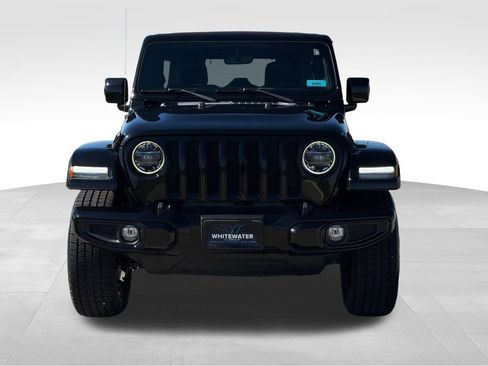 Used 2022 Jeep Wrangler Unlimited Sahara AWD/4WD image 28