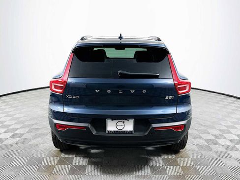 New 2026 Volvo XC40 B5 Ultra w/ Climate Package AWD/4WD image 6