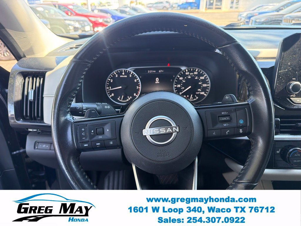 Used 2022 Nissan Pathfinder SV FWD image 15