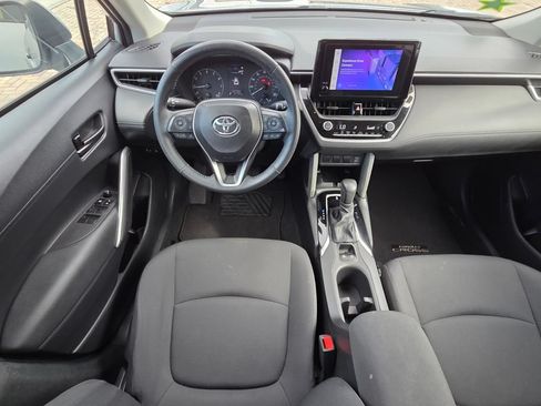 Certified 2024 Toyota Corolla Cross LE FWD image 6