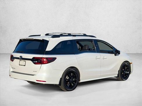 Used 2024 Honda Odyssey Sport image 5