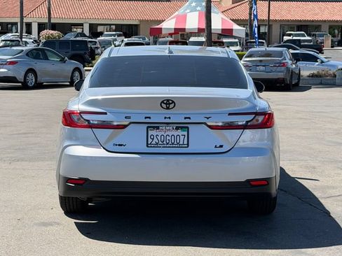 Used 2025 Toyota Camry LE FWD image 7