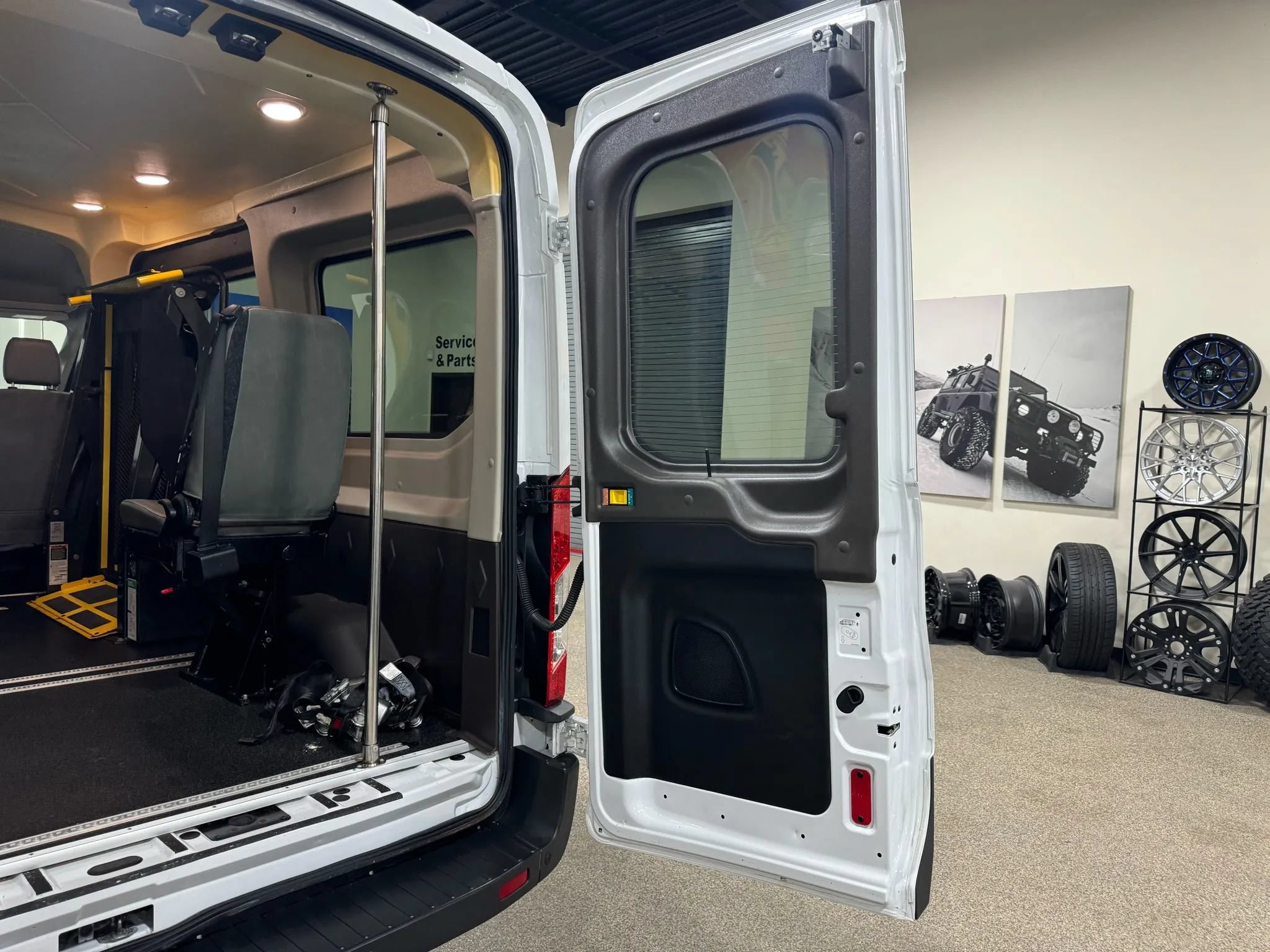 Used 2016 Ford Transit 150 130 Medium Roof RWD image 33