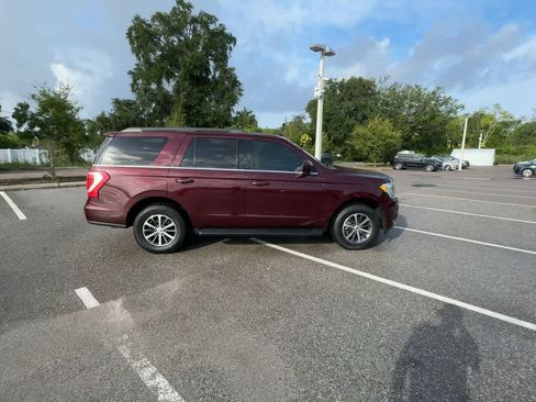 Used 2020 Ford Expedition XLT AWD/4WD image 9