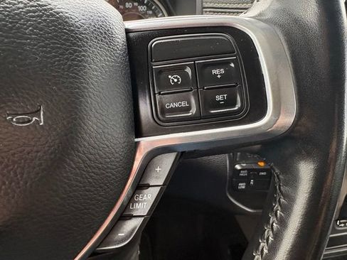 Used 2022 RAM 3500 Laramie w/ Chrome Appearance Group AWD/4WD image 24