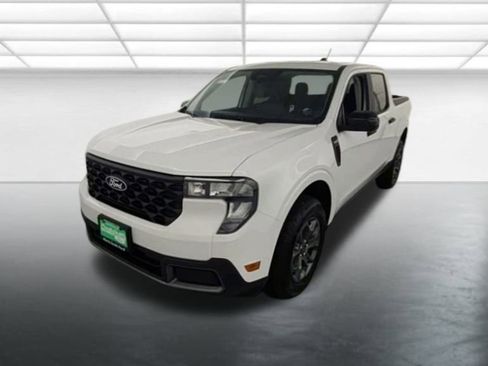 New 2025 Ford Maverick XLT w/ XLT Luxury Package image 4