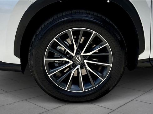 Used 2024 Lexus NX 350 AWD image 11