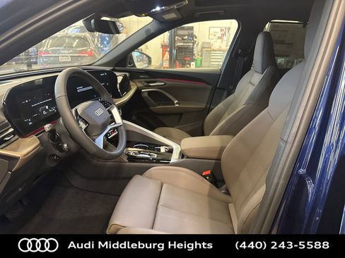 New 2025 Audi Q5 2.0T Premium Plus image 13
