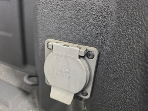 Used 2021 GMC Sierra 1500 Denali w/ Denali Ultimate Package image 39