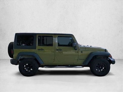 Used 2013 Jeep Wrangler Unlimited Sport w/ Connectivity Group AWD/4WD image 4