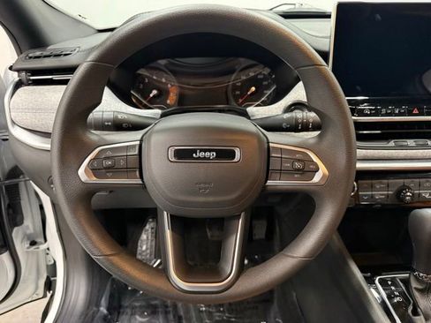 Used 2024 Jeep Compass Sport AWD/4WD image 22