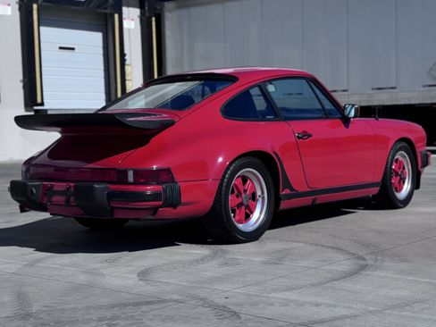 Used 1988 Porsche 911 Carrera RWD image 41