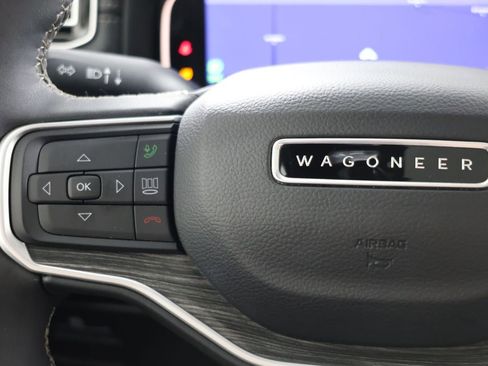 Used 2024 Jeep Wagoneer L Series III w/ Premium Group I AWD/4WD image 28