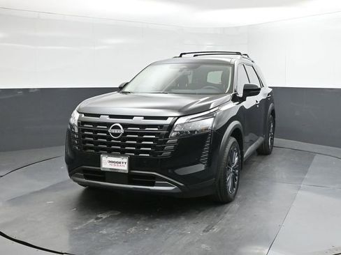 New 2026 Nissan Pathfinder SL w/ SL Premium Package image 30