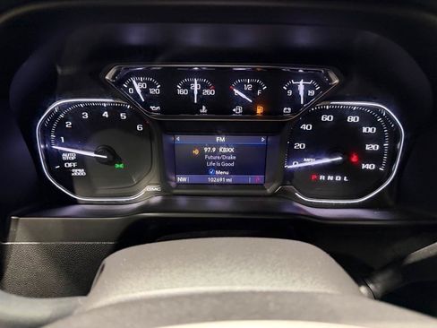 Used 2021 GMC Sierra 1500 SLT RWD image 21
