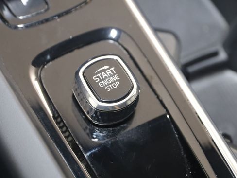 Used 2023 Volvo S60 B5 Plus AWD/4WD image 28