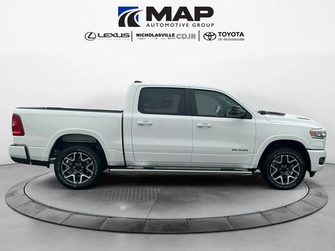 New 2026 RAM 1500 Laramie AWD/4WD image 7