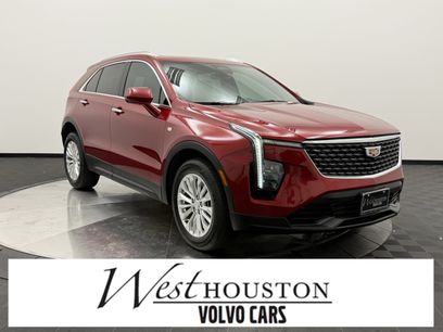 Used 2024 Cadillac XT4 Luxury w/ Cold Weather Package