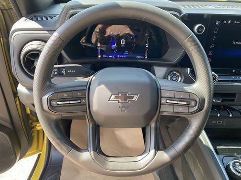 Used 2023 Chevrolet Colorado Trail Boss w/ Technology Package image 14