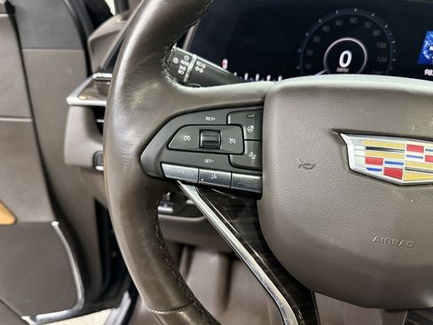 Used 2021 Cadillac Escalade ESV Sport w/ Driver Assist Tech Package image 17