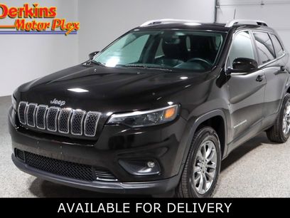 Used 2019 Jeep Cherokee Latitude Plus w/ Comfort/Convenience Group