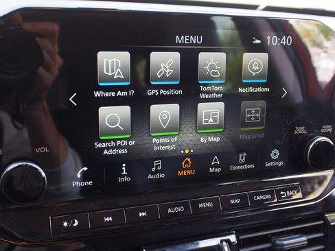 Used 2024 Nissan Pathfinder SL w/ SL Premium Package image 30