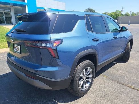 New 2026 Chevrolet Equinox LT FWD image 12