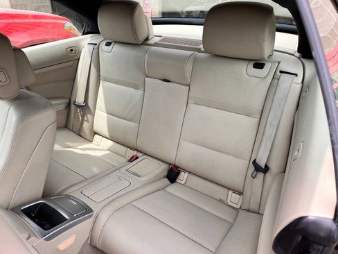 Used 2010 BMW 335i Convertible RWD image 23