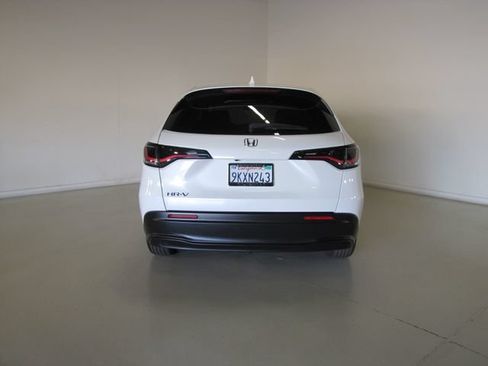 Certified 2024 Honda HR-V LX image 22