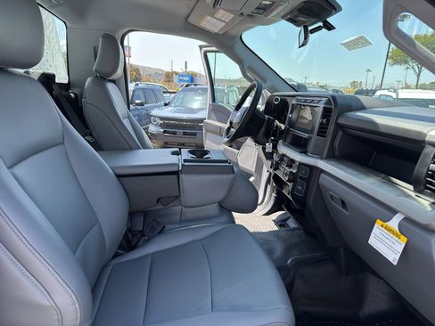 New 2024 Ford F450 XL w/ XL Chrome Package image 18