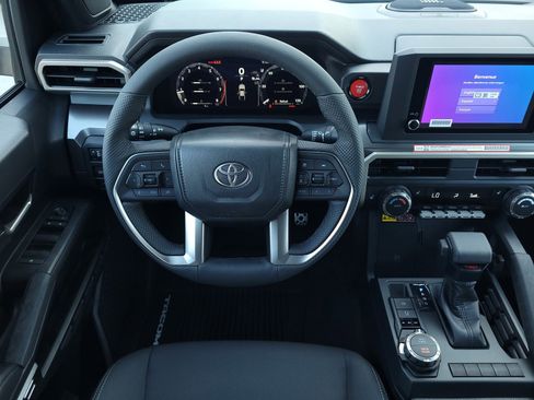 New 2025 Toyota Tacoma TRD Sport image 9