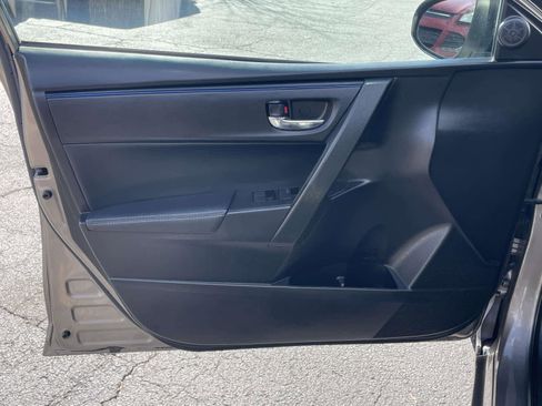 Used 2019 Toyota Corolla SE image 15