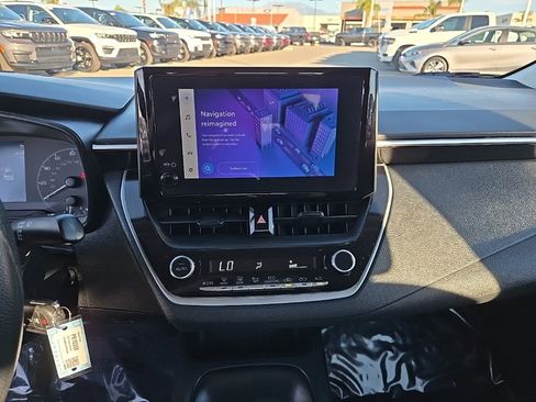 Used 2023 Toyota Corolla LE image 17
