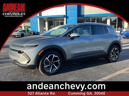 New 2026 Chevrolet Equinox EV LT image 1