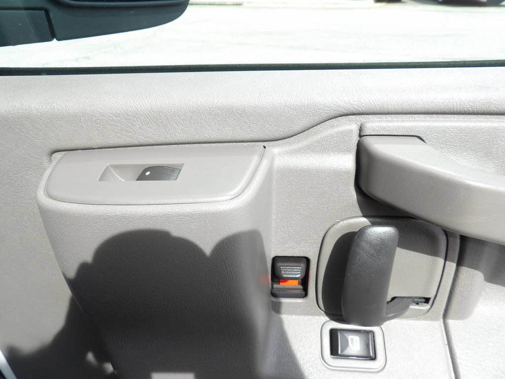 Used 2025 GMC Savana 2500 w/ Driver Convenience Package RWD image 32