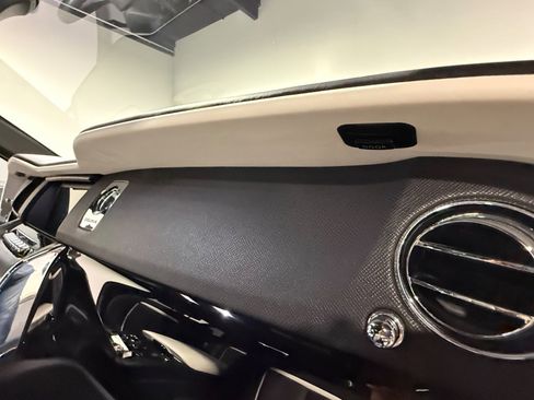 Used 2023 Rolls-Royce Cullinan image 47