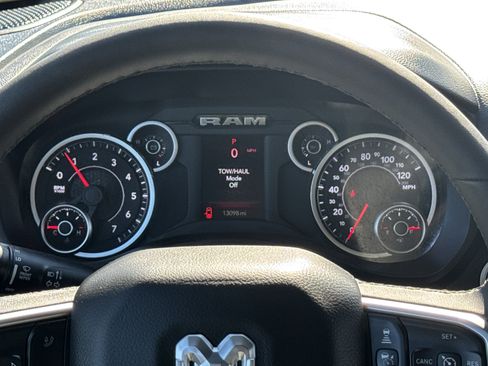 Used 2025 RAM 1500 Big Horn image 16