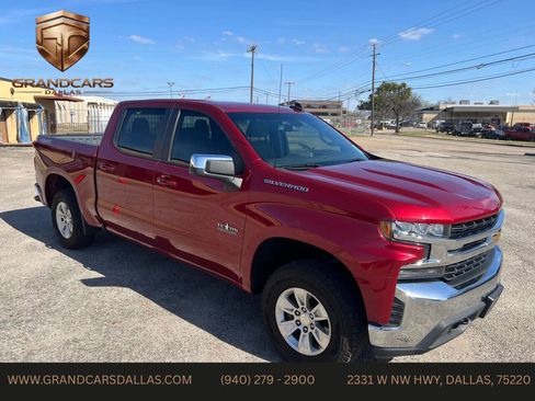 Used 2019 Chevrolet Silverado 1500 LT w/ Texas Edition AWD/4WD image 4
