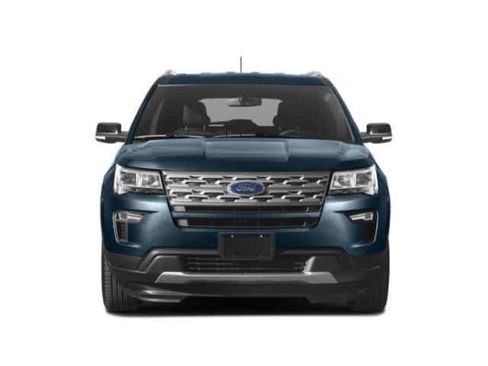 Used 2018 Ford Explorer XLT w/ Equipment Group 202A FWD image 7