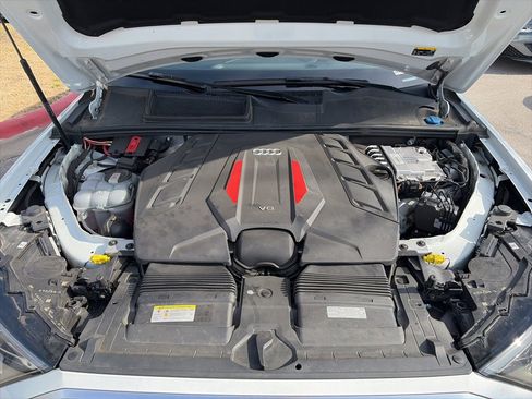 Used 2022 Audi SQ7 Premium Plus image 32