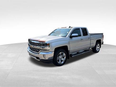Used 2016 Chevrolet Silverado 1500 LTZ w/ LTZ Plus Package AWD/4WD image 7