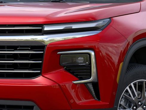 New 2025 Chevrolet Traverse LT w/ Enhanced Driving Package image 10