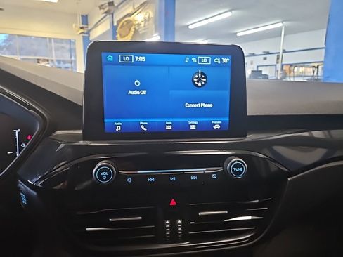 Used 2025 Ford Escape ST-Line image 22