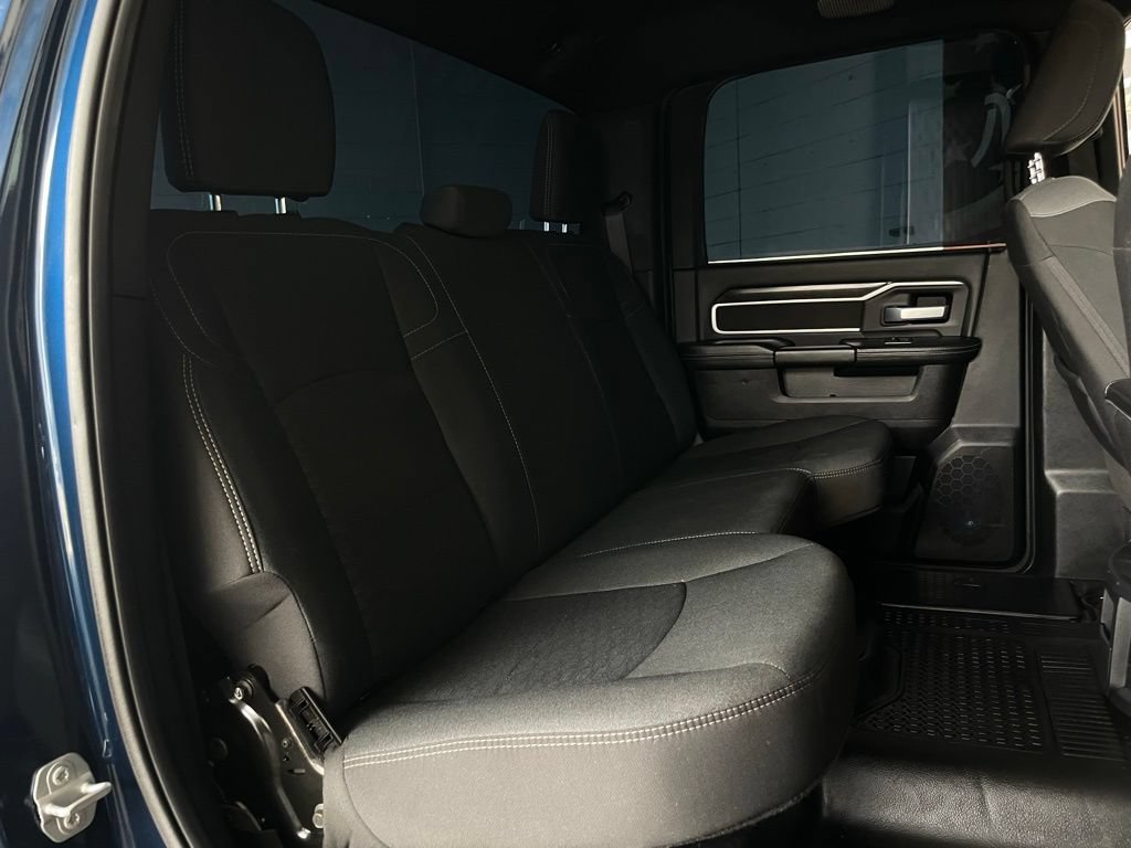 Used 2024 RAM 3500 Big Horn AWD/4WD image 17
