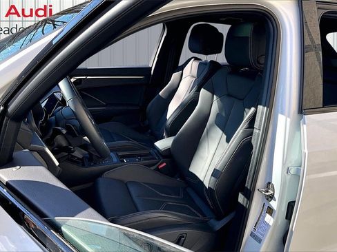 Used 2025 Audi Q3 2.0T Premium w/ Convenience Package image 21