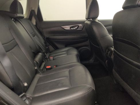 Used 2016 Nissan Rogue SL w/ SL Premium Package AWD/4WD image 19