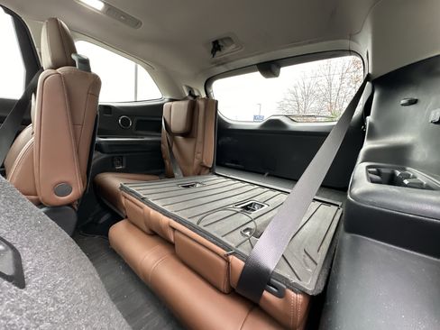 Used 2019 Subaru Ascent Touring image 28