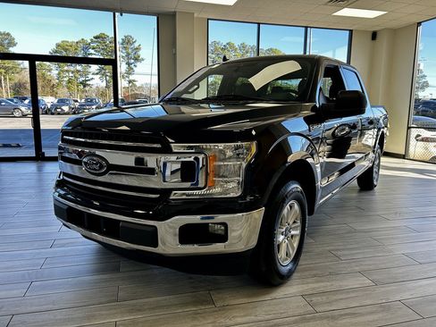 Used 2020 Ford F150 XLT image 3