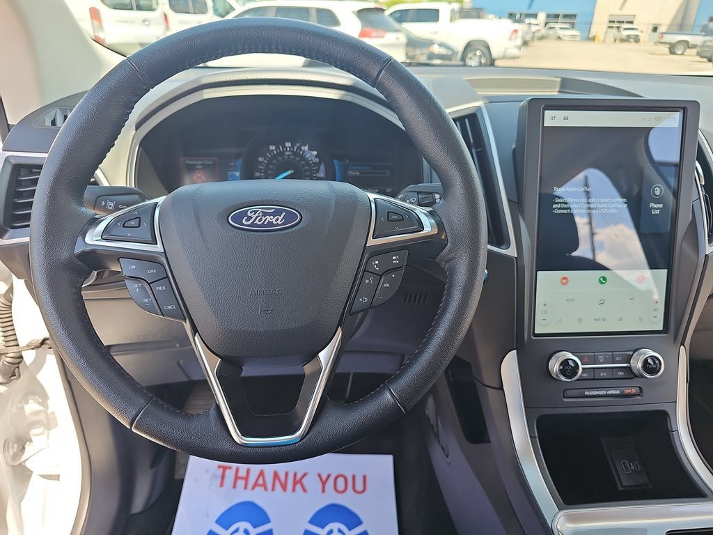 Used 2024 Ford Edge SEL AWD/4WD image 15